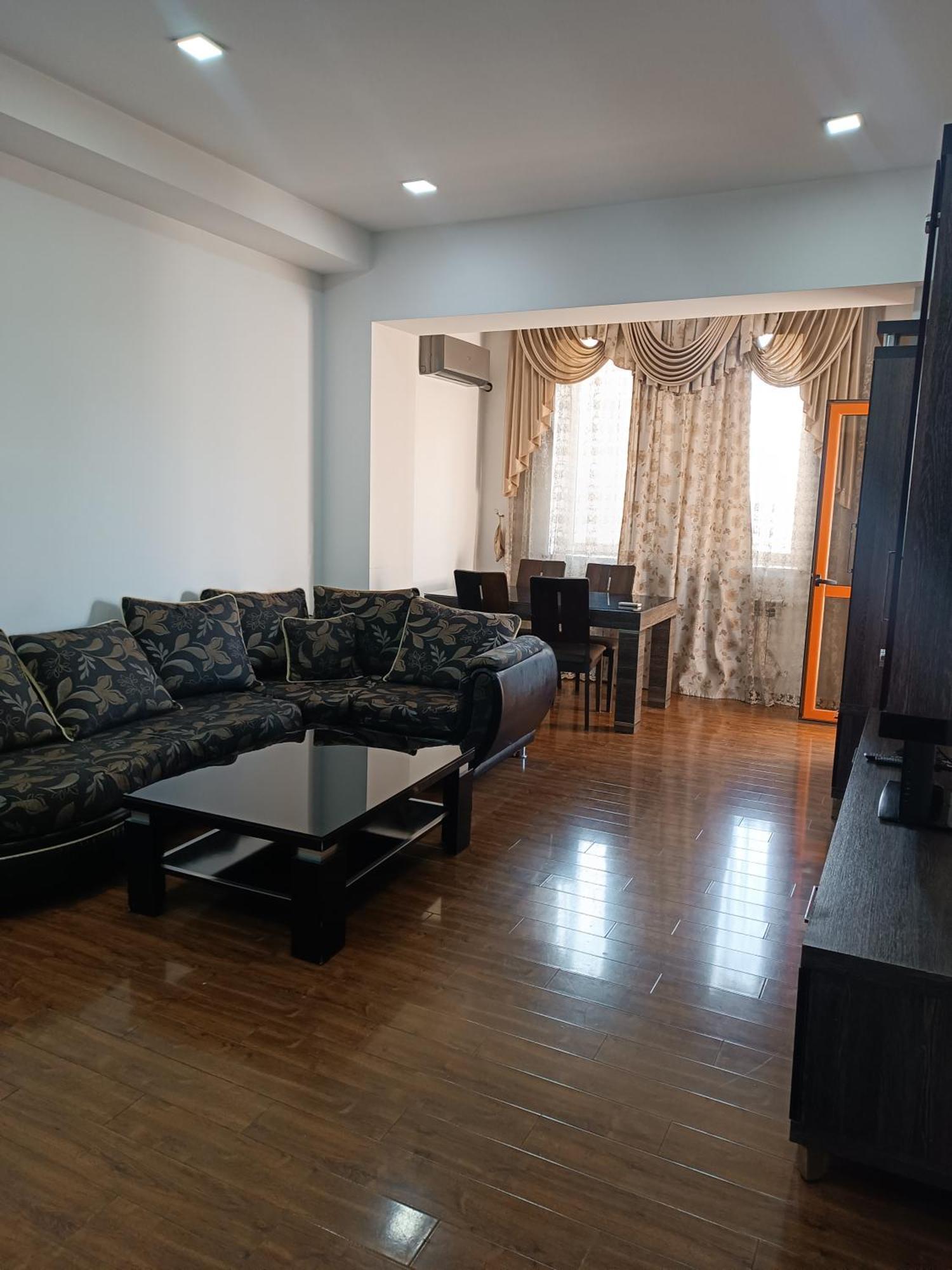 Freedom Apartments on Buzand street Jerevan Buitenkant foto