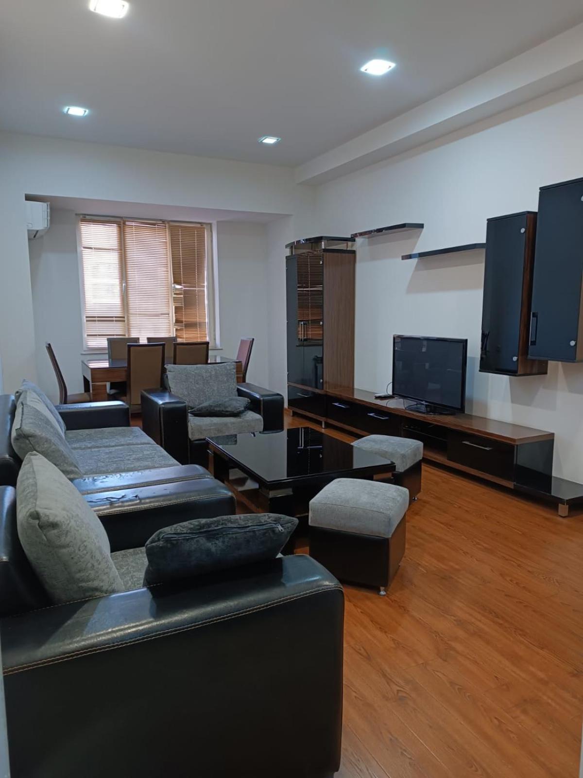 Freedom Apartments on Buzand street Jerevan Buitenkant foto