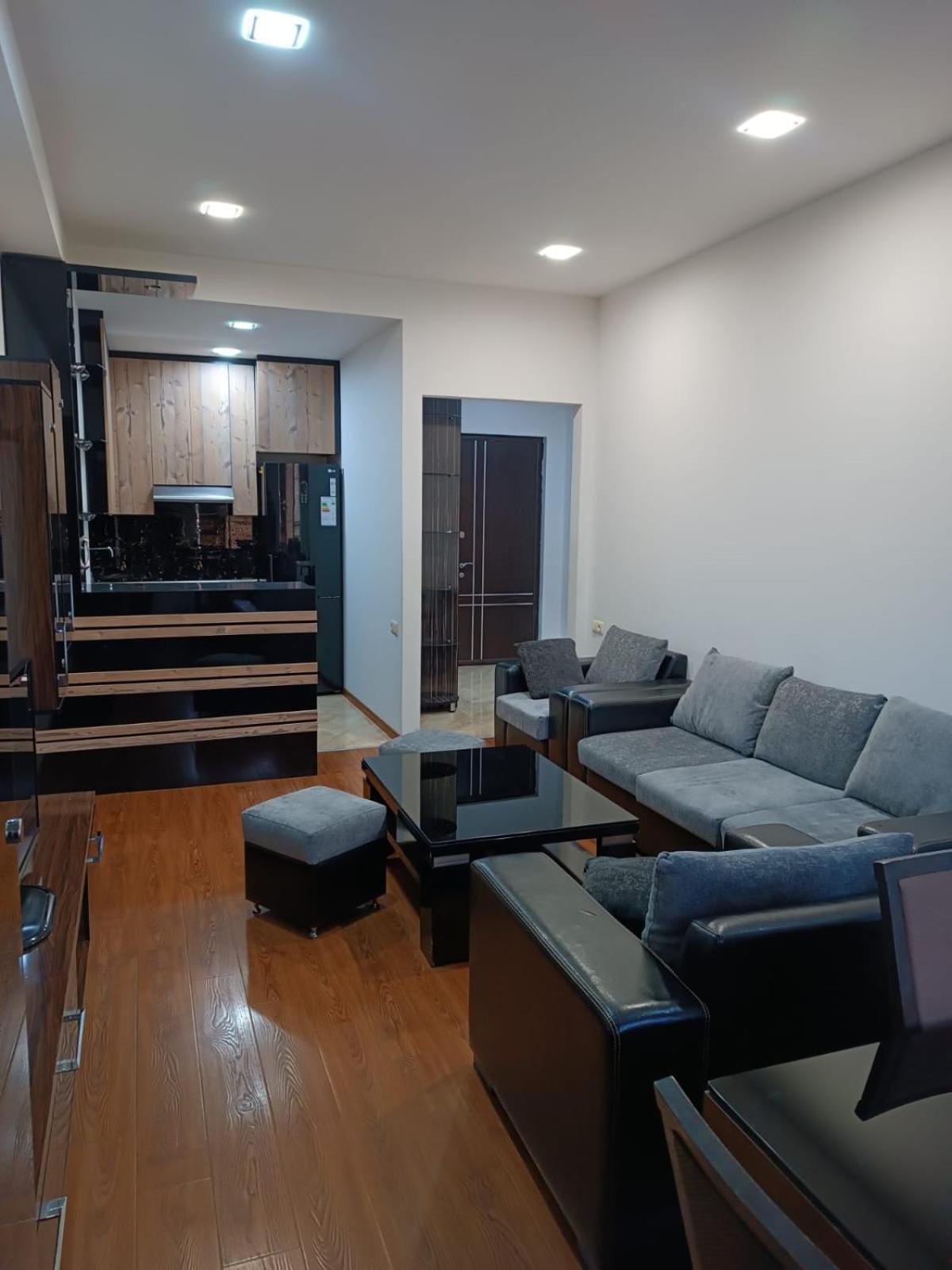 Freedom Apartments on Buzand street Jerevan Buitenkant foto
